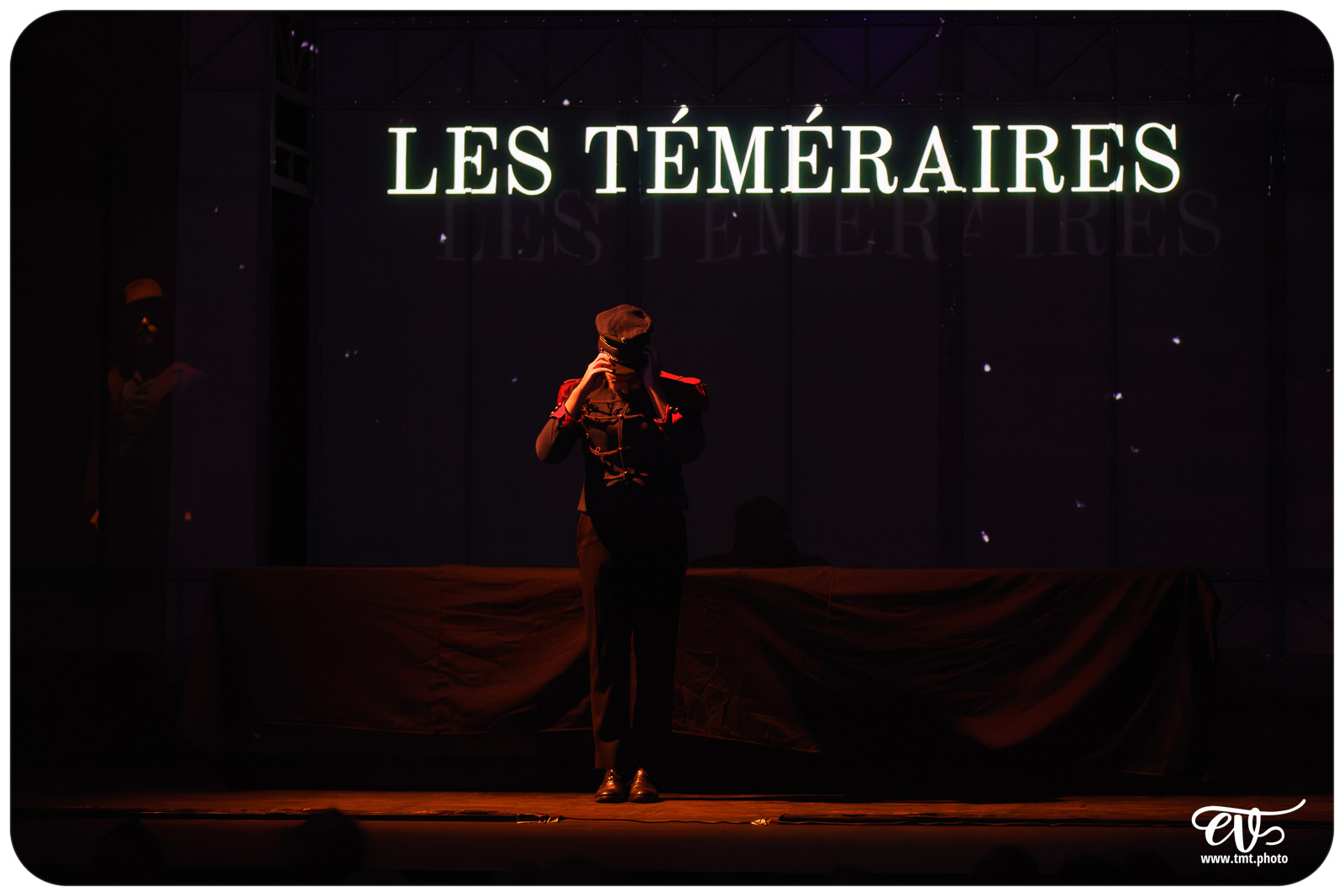 LES TÉMÉRAIRES (LE GRENIER DE BABOUCHKA)